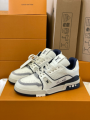 Loui Vuitto TRAINER SNEAKER - Image 2