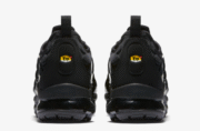 Nike Air VaporMax Plus black - Image 3