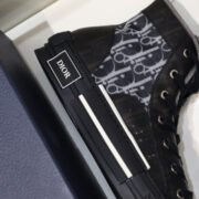 DR B23 Sneakers - Image 7