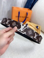 Loui Vuitto Belt-4CM