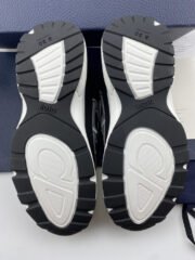 DR B30 Sneakers - Image 6