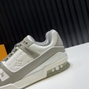 LV TRAINER SNEAKER LOW - Image 5