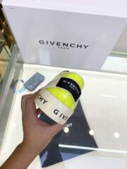 Givench Spectre Low-TOP SNEAKER - Image 7