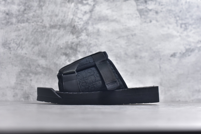 DR Slippers - Image 1
