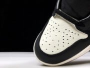 Air Jordan 1 Retro High OG 'A Star Is Born' - 555088 015 - Image 3