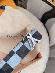 Loui Vuitto Belt-4CM - Image 6
