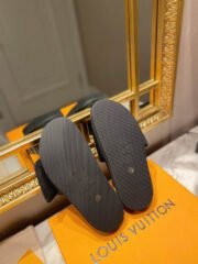 LV SLIPPERS - Image 8