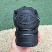 LV TRAINER MAXI all black - Image 8