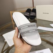 BLCG SLIPPERS - Image 7