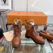 LOUS VUITON BOOTS - Image 9