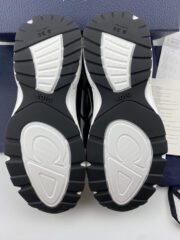 DR B30 Sneakers - Image 3