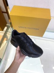 Loui Vuitto MILLENIUM SNEAKER - Image 8