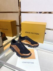 Loui Vuitto MILLENIUM SNEAKER - Image 4
