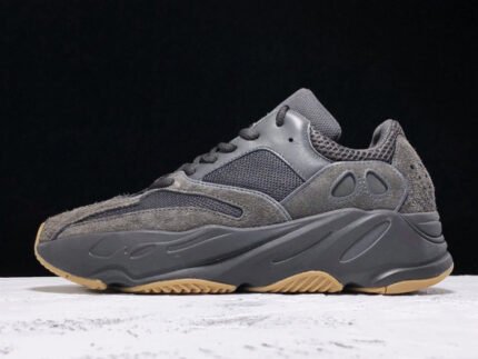 Adidas Yeezy Boost 700 “Utility Black” FV5304