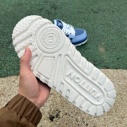 LV TRAINER MAXI Porcelain blue - Image 5