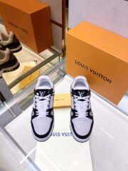 Loui Vuitto Low-Top SNEAKER - Image 7