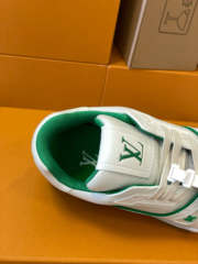 Loui Vuitto TRAINER SNEAKER - Image 8