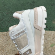 LV TRAINER MAXI Off-white brown - Image 8