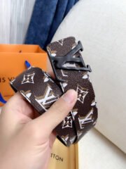 Loui Vuitto Belt-4CM - Image 2