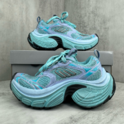 BLCG Sneaker 6XL - Image 2