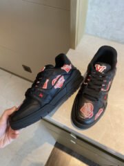 Loui Vuitto TRAINER SNEAKER - Image 8