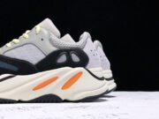 Adidas Yeezy 700 Boost Wave Runner B75571 - Image 4
