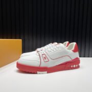 LV TRAINER SNEAKER LOW