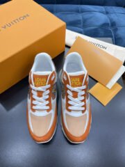 Loui Vuitto TRAINER SNEAKER - Image 9