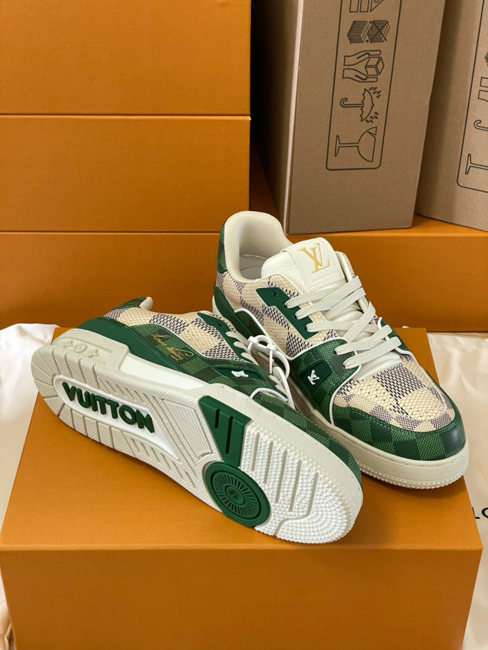 Loui Vuitto TRAINER SNEAKER - Image 3
