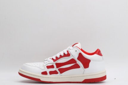 AR1M1 Low-Top Sneaker