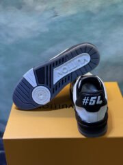 LV TRAINER SNEAKER LOW - Image 7