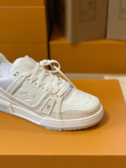 Loui Vuitto TRAINER SNEAKER - Image 7