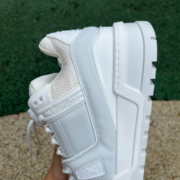 LV TRAINER MAXI White - Image 9