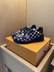 Loui Vuitto TRAINER SNEAKER - Image 8