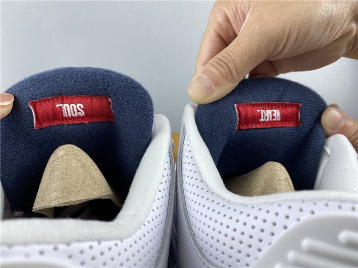 76102eb8ae506dcf7f3438524f48d5d916dbfca3 Air Jordan 3 “UNC” CT8532-104 - Image 17