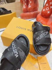 LV SLIPPERS - Image 6
