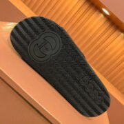GUCC SLIPPERS - Image 9
