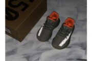 ADIDAS KIDS YEEZY BOOST 350 V2 DESERT SAGE FX9037 - Image 4