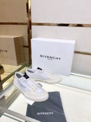 Givench Spectre Low-TOP SNEAKER - Image 4
