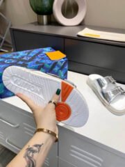 Loui Vuitto SLIPPERS - Image 7