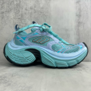 BLCG Sneaker 6XL - Image 4