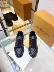 LV TRAINER SNEAKER LOW - Image 5