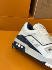 Loui Vuitto TRAINER SNEAKER - Image 9