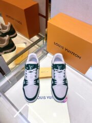 Loui Vuitto Low-Top SNEAKER - Image 5
