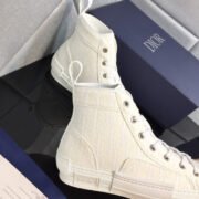 DR B23 Sneakers - Image 5