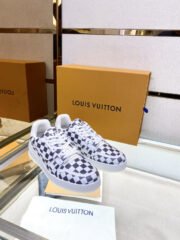 LV TRAINER SNEAKER LOW - Image 9