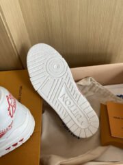 Loui Vuitto TRAINER SNEAKER - Image 3