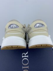 DR B30 Sneakers - Image 3