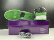 Nike SB Dunk Low Classic Green BQ6817-302 - Image 15