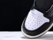 Air Jordan 1 Retro High OG 'Gym Red' - 555088 061 - Image 3